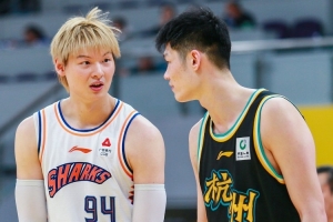 媒体人：上海队将在10月2号和3号与浙江队&amp;广厦队进行热身赛