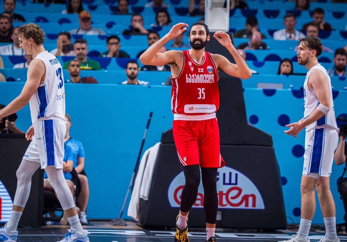 开云-爱游戏-内线球星欧锦赛状态相当不错！魔术理应给他更高的战术地位？