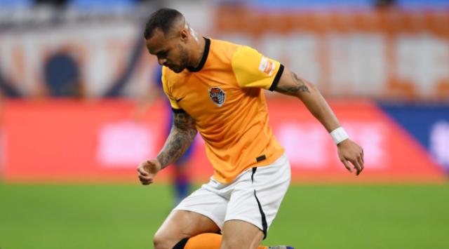 Kaiyun Sports-开云体育-【中超】彭欣力首球福布斯戴帽 青岛5比0大胜深圳