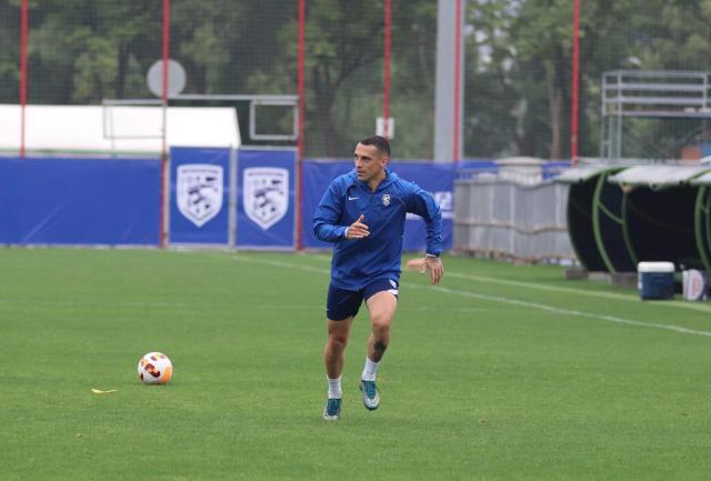 开云体育平台-罗马尼亚名记：我们还需斯坦丘吗？K联射手王是表率