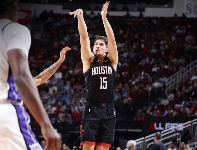 开云-爱游戏-两连胜！杜兰特21+5，谢泼德28+3火箭第一，申京阿门或许要2选1了|凯文·杜兰特|国王|弗雷德·范弗里特|阿尔佩伦-申京|休斯敦火箭队_新浪体育_新浪新闻