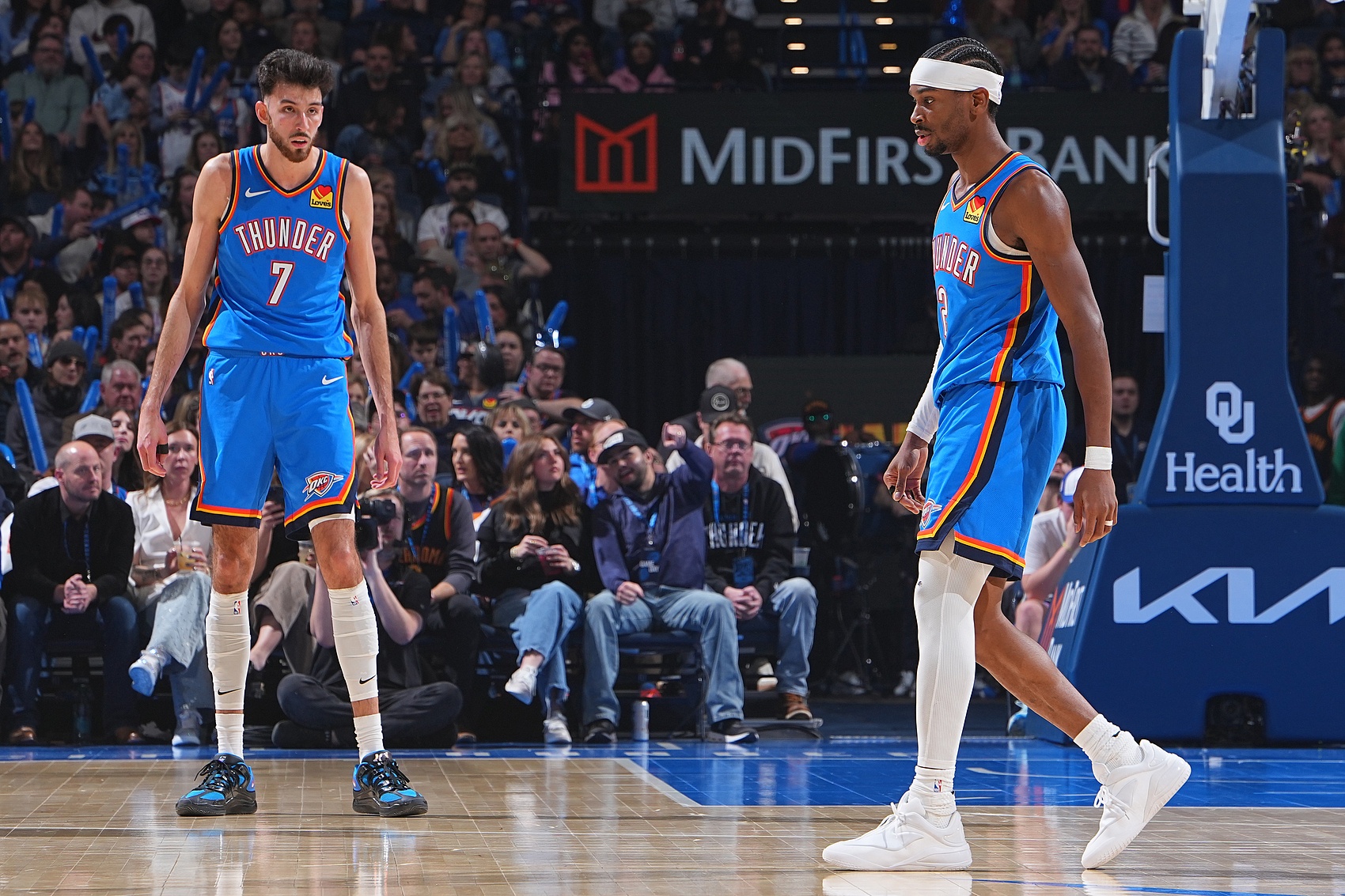 Kaiyun Sports-开云体育-NBA彩经：湖人轻取魔术 骑士擒下鹈鹕 老鹰大胜勇士 火箭浇灭热火